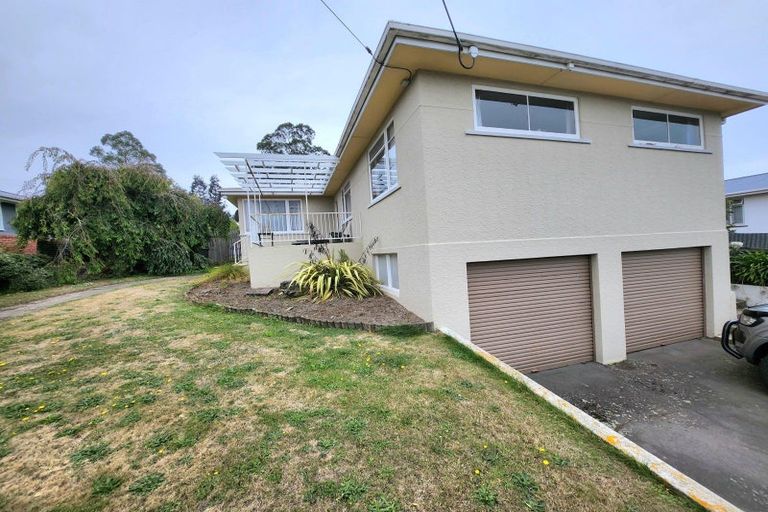 Photo of property in 16 Oxford Street, Holmes Hill, Oamaru, 9401