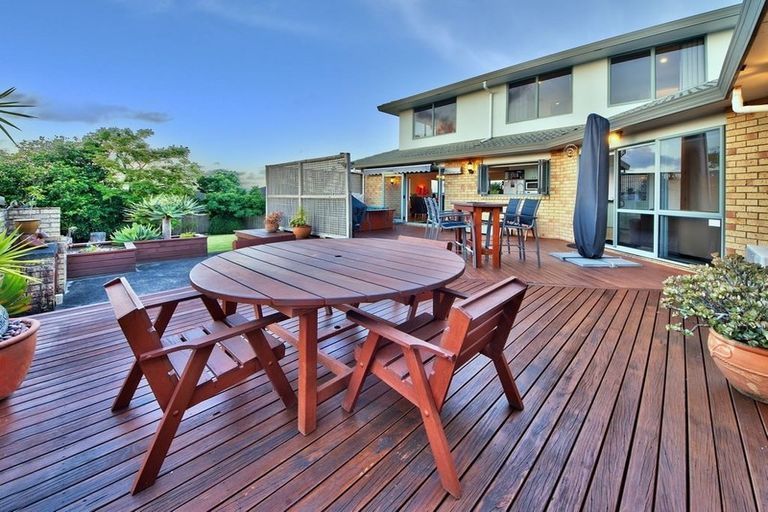 Photo of property in 147f Sturges Road, Henderson, Auckland, 0612
