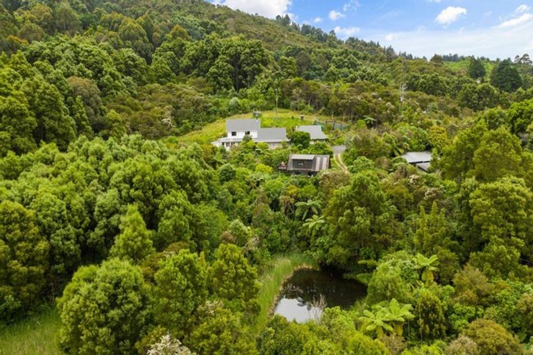 Photo of property in 1863 Takaka-collingwood Highway, Milnthorpe, Collingwood, 7182