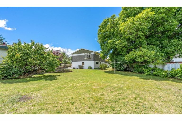 Photo of property in 10 Royal Terrace, Alexandra, 9320