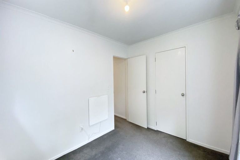 Photo of property in 27 Malters Place, Browns Bay, Auckland, 0630