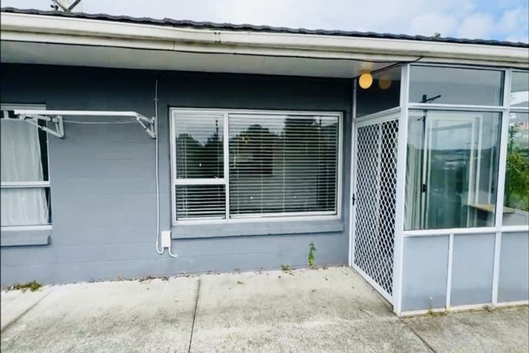 Photo of property in 1/6 Anne Road, Hillcrest, Auckland, 0627