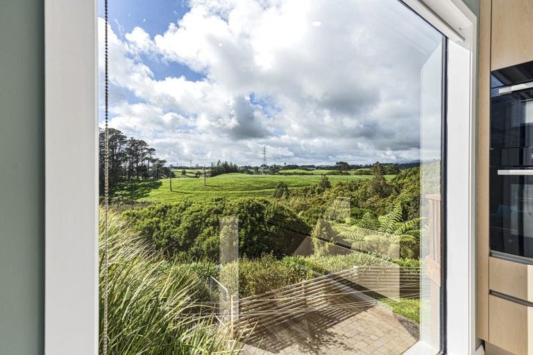 Photo of property in 12a Ash Place, Whalers Gate, New Plymouth, 4310