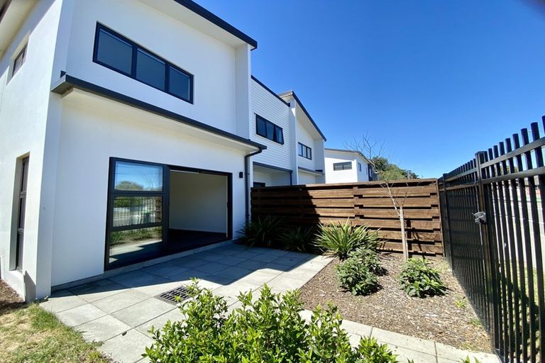 Photo of property in 12/69 Suva Street, Upper Riccarton, Christchurch, 8041