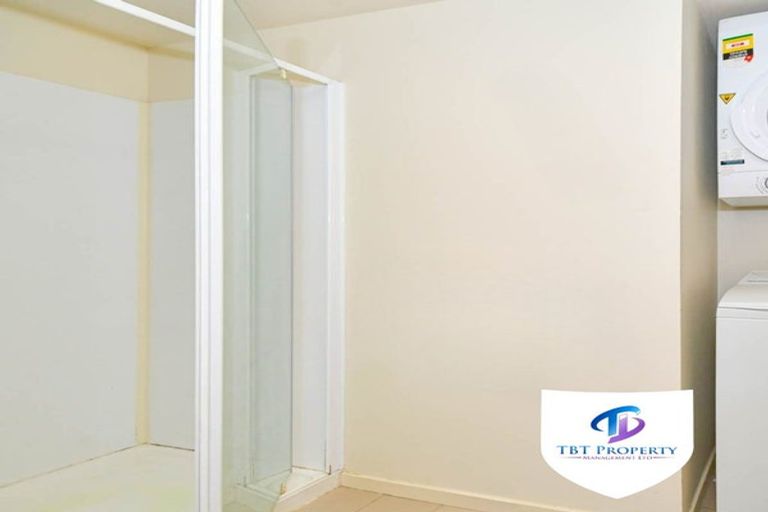 Photo of property in 1/36a Lincoln Road, Henderson, Auckland, 0610