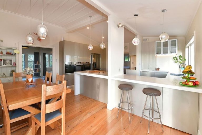 Photo of property in 245 Anderson Road, Helensville, 0875