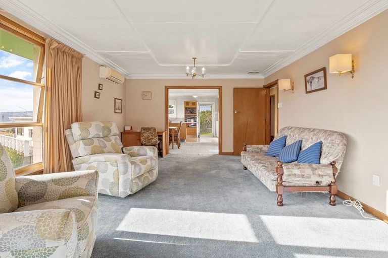 Photo of property in 42 Middleton Road, Kew, Dunedin, 9012