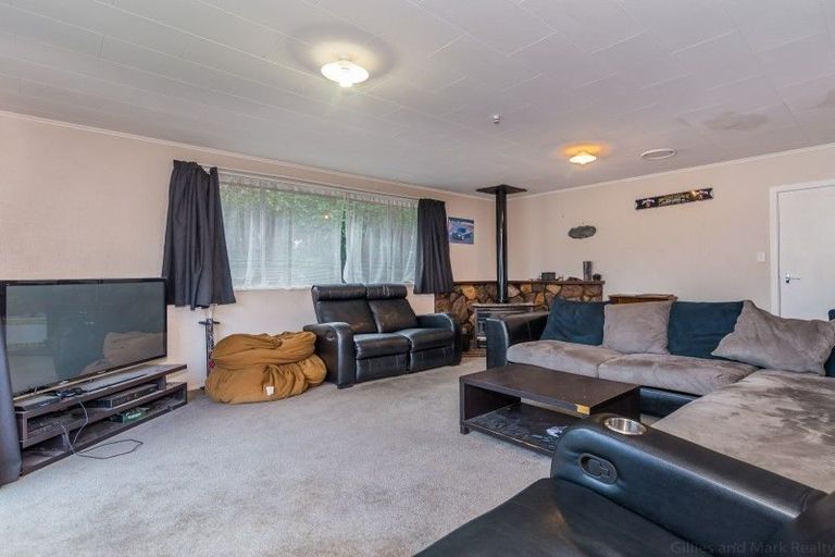 Photo of property in 112 California Drive, Totara Park, Upper Hutt, 5018