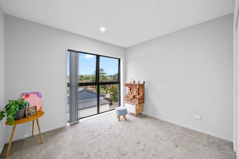 Photo of property in 11b Kimdale Place, Totara Heights, Auckland, 2105
