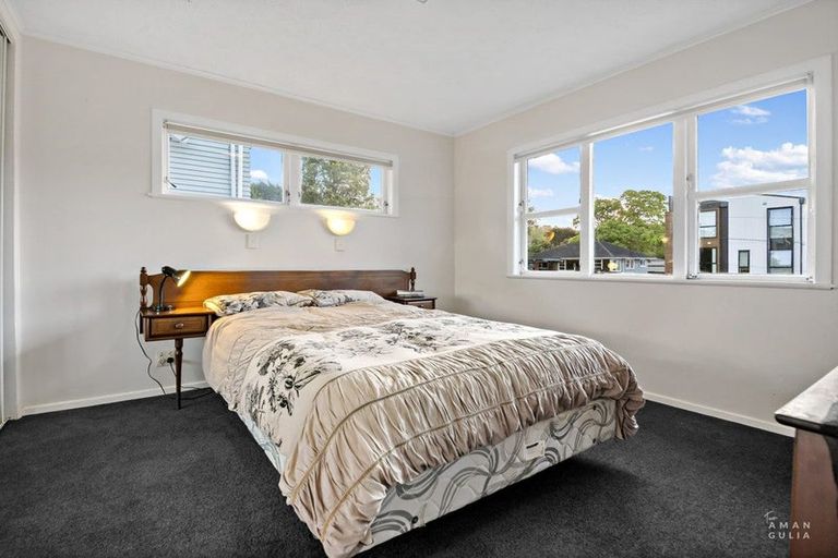Photo of property in 62 Stottholm Road, Titirangi, Auckland, 0604