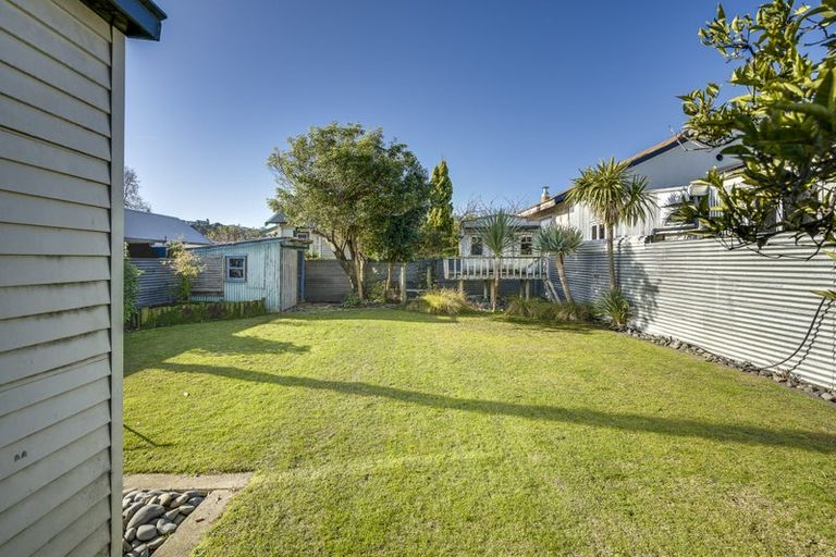 Photo of property in 19 Mcdonald Street, Napier South, Napier, 4110
