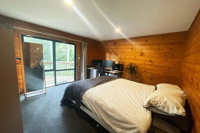 Photo of property in 1/7 Classic Grove, Bayview, Auckland, 0629