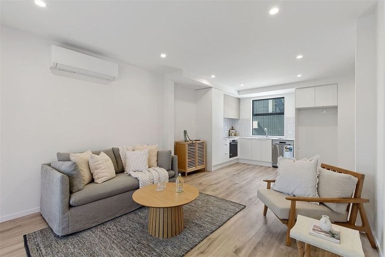 Photo of property in 83c Browns Road, St Albans, Christchurch, 8052