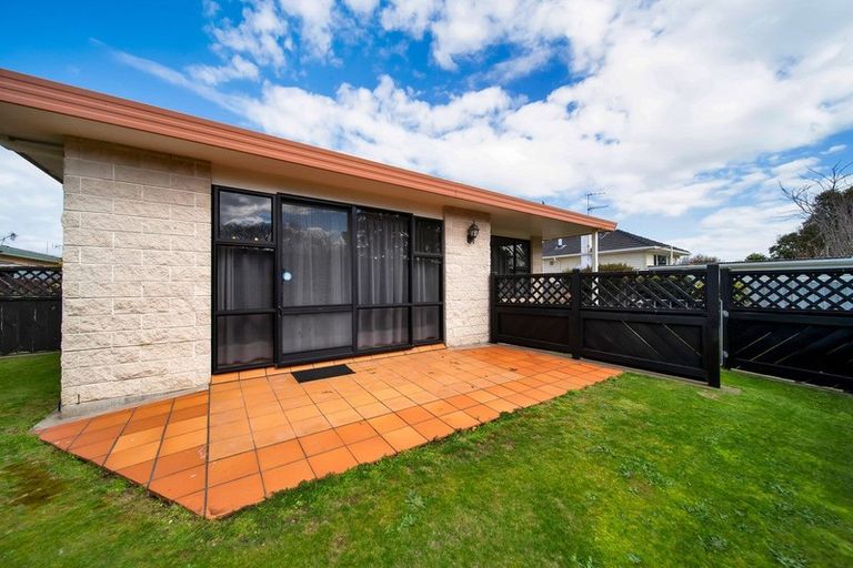 Photo of property in 351 High Street, Hawera, 4610