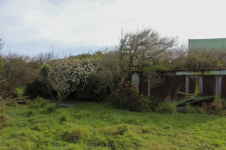 Photo of property in 43 Stafford Street, Orepuki, Riverton, 9881