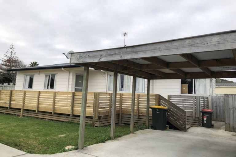 Photo of property in 2 Finlayson Avenue, Clendon Park, Auckland, 2103