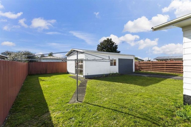 Photo of property in 5 Katherine Place, Melville, Hamilton, 3206