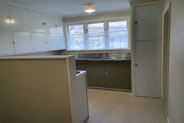 Photo of property in 2 Bledisloe Crescent, Wainuiomata, Lower Hutt, 5014