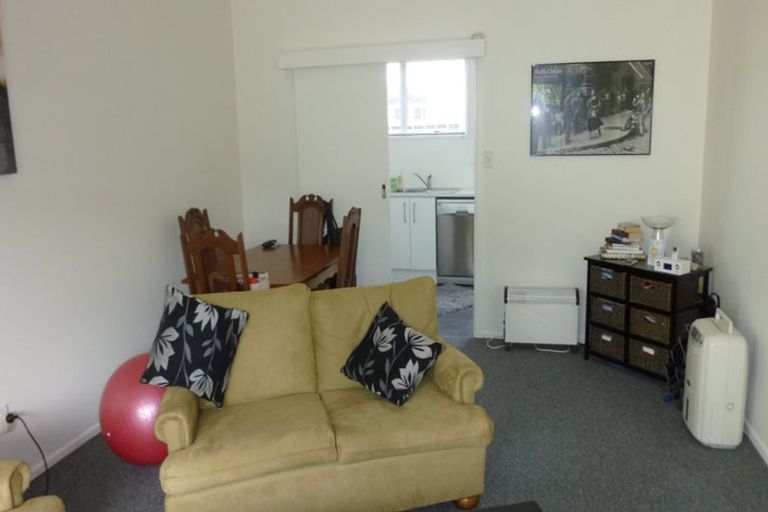 Photo of property in 76 Trafalgar Street, St Albans, Christchurch, 8014