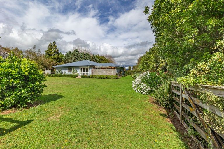 Photo of property in 1098 Queen Street East, Levin, 5571