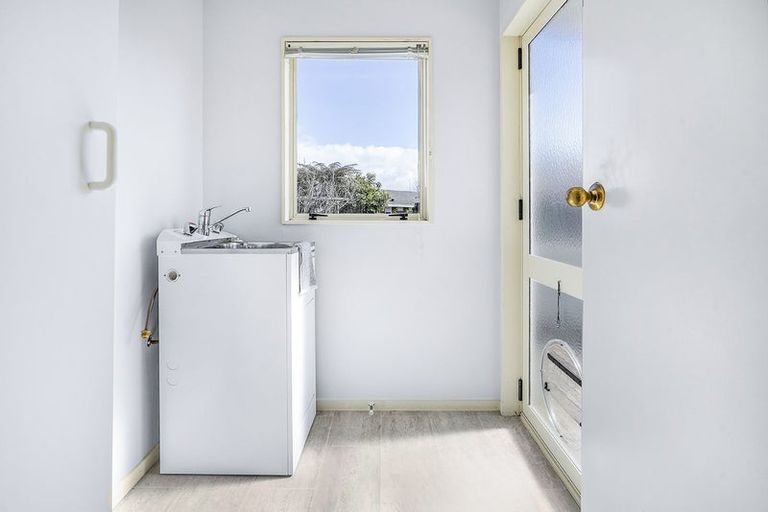 Photo of property in 5 Admiral Crescent, Flagstaff, Hamilton, 3210