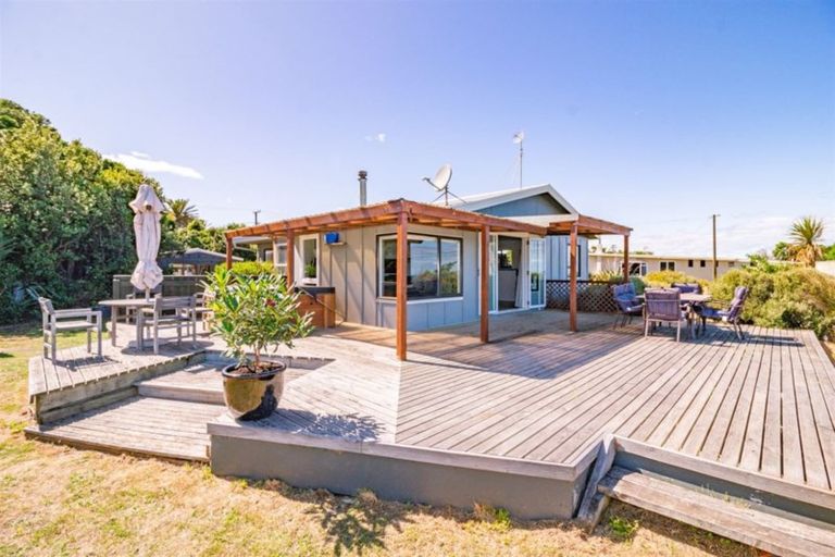 Photo of property in 97 Peat Avenue, Kai Iwi, Whanganui, 4574