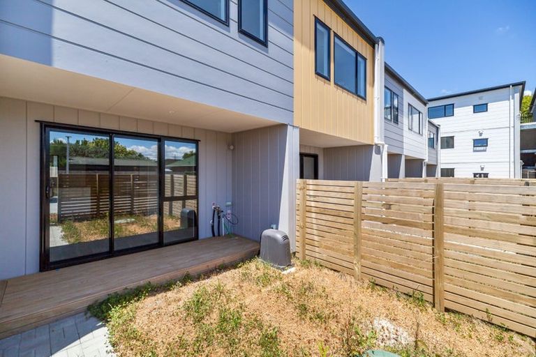 Photo of property in 10/115 Swanson Road, Henderson, Auckland, 0610