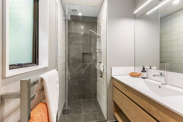 Photo of property in 12 Kimberley Way, Khandallah, Wellington, 6035