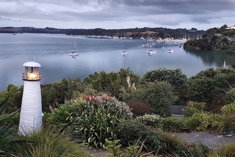 Photo of property in 1174 Sandspit Road, Sandspit, Warkworth, 0982