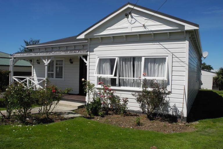 Photo of property in 17 Harris Street, Waimate, 7924