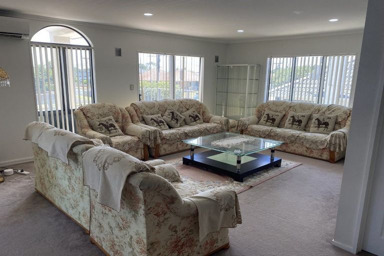 Photo of property in 9 Maxwell Avenue, Papatoetoe, Auckland, 2025