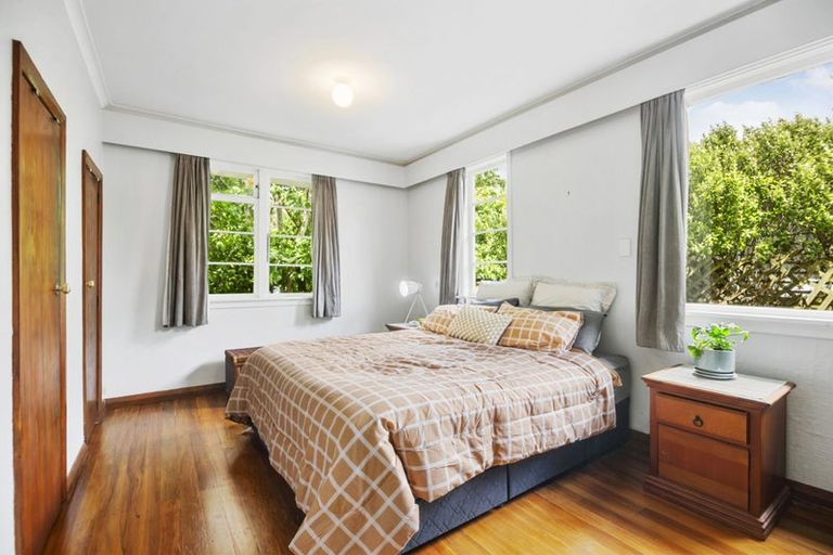 Photo of property in 3 Kitchener Terrace, Johnsonville, Wellington, 6037