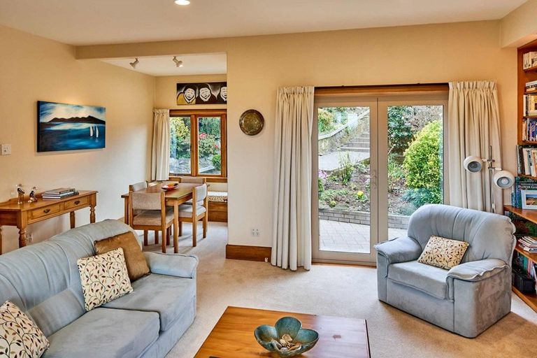 Photo of property in 118 Trelissick Crescent, Ngaio, Wellington, 6035