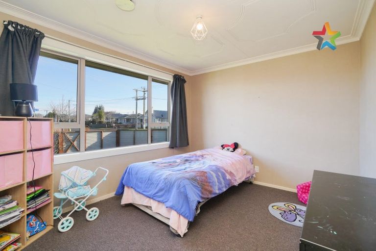 Photo of property in 11 Edinburgh Crescent, Waikiwi, Invercargill, 9810