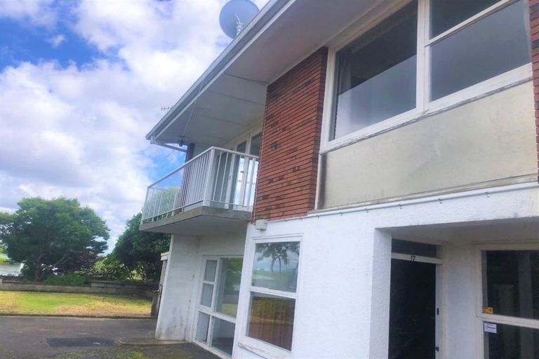 Photo of property in 17 Vista Terrace, Hillcrest, Hamilton, 3216