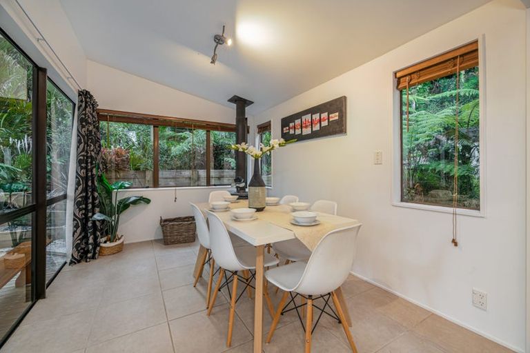 Photo of property in 576c South Titirangi Road, Titirangi, Auckland, 0604