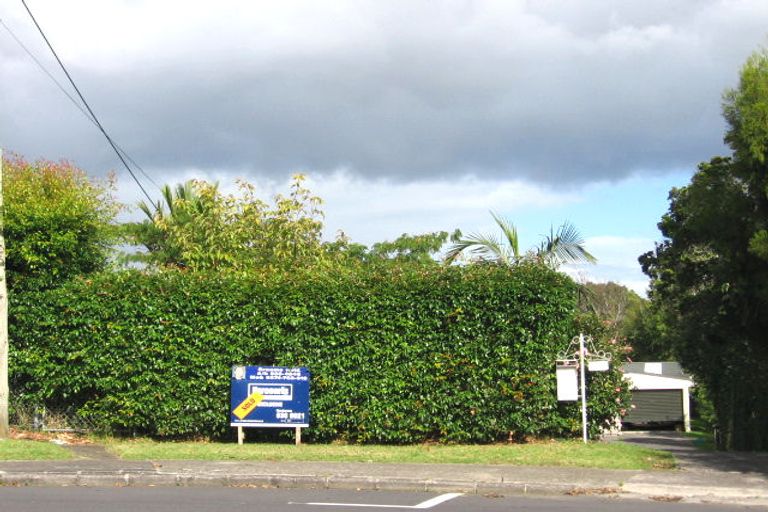 Photo of property in 21 Alma Street, Te Atatu South, Auckland, 0610