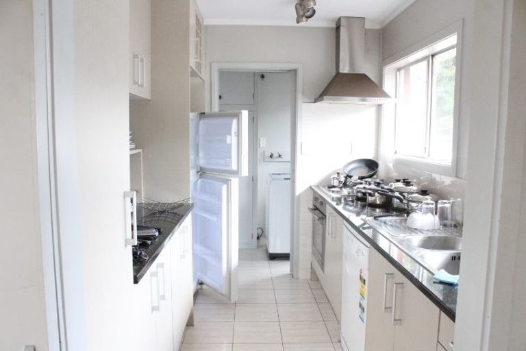 Photo of property in 2 Sherie Place, Howick, Auckland, 2014