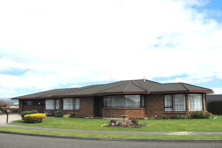 Photo of property in 2 Lynch Grove, Levin, 5510