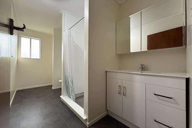 Photo of property in 5/15 Tama Street, Alicetown, Lower Hutt, 5010