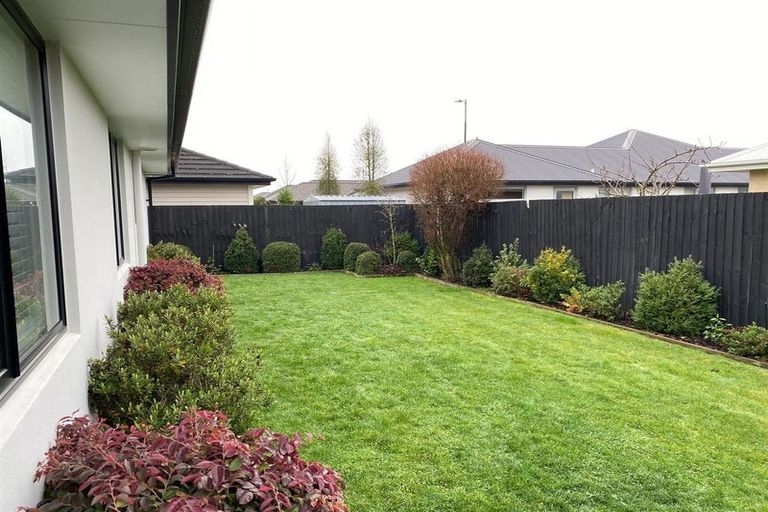 Photo of property in 10 Urihia Street, Marshland, Christchurch, 8083