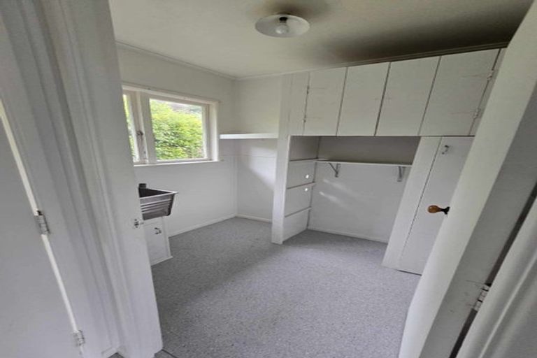 Photo of property in 56 Hilling Street, Titirangi, Auckland, 0604