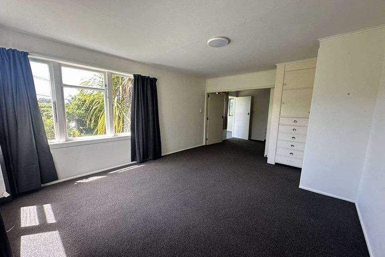 Photo of property in 14 Terawhiti Terrace, Karori, Wellington, 6012