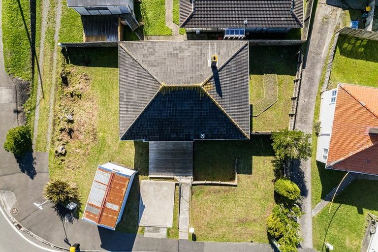 Photo of property in 1a Stephen Street, Tawa, Wellington, 5028