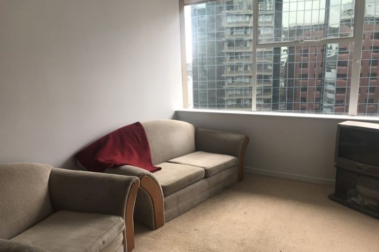 Photo of property in Terrace Tower Apartments, 9b/126 The Terrace, Wellington Central, Wellington, 6011