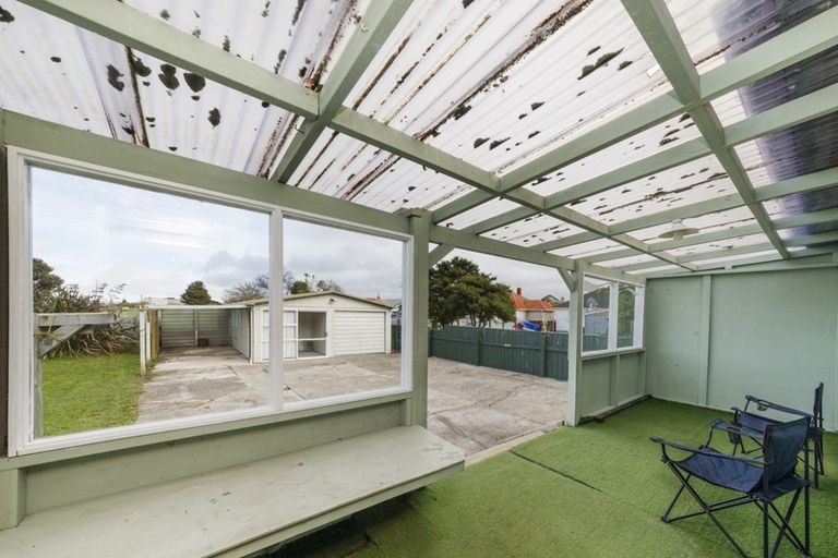 Photo of property in 20 Esk Street, Roslyn, Palmerston North, 4414