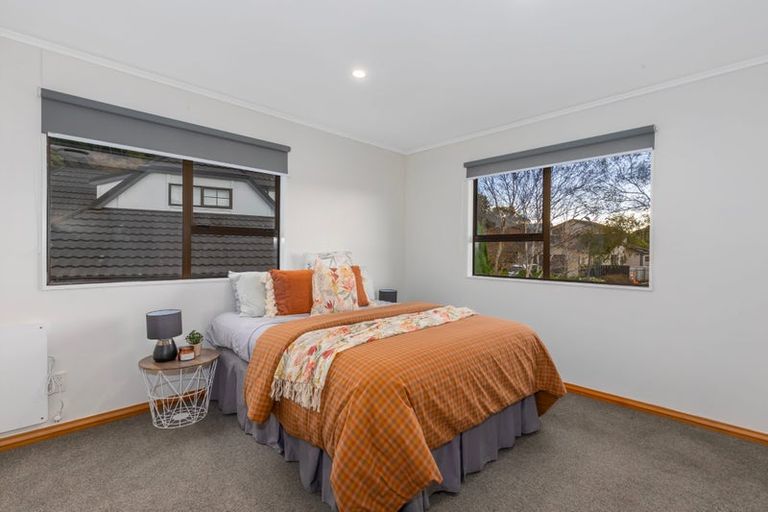 Photo of property in 34 Shackle Lane, Whitby, Porirua, 5024