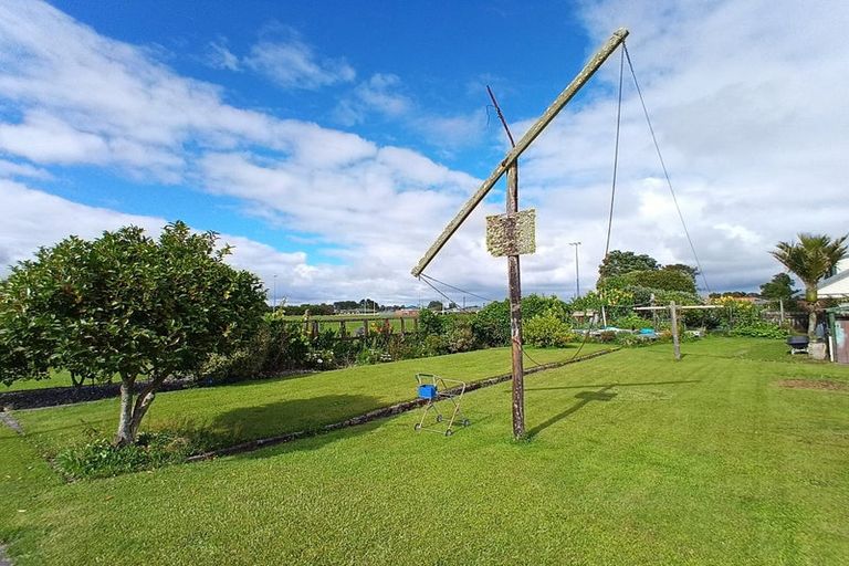 Photo of property in 69 Eastons Road, Westport, 7825