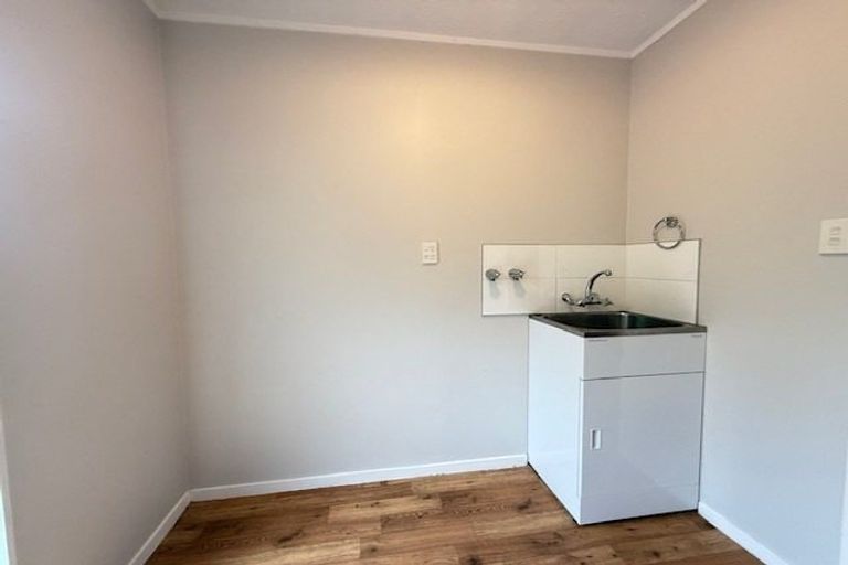 Photo of property in 70 Glencoe Road, Browns Bay, Auckland, 0630