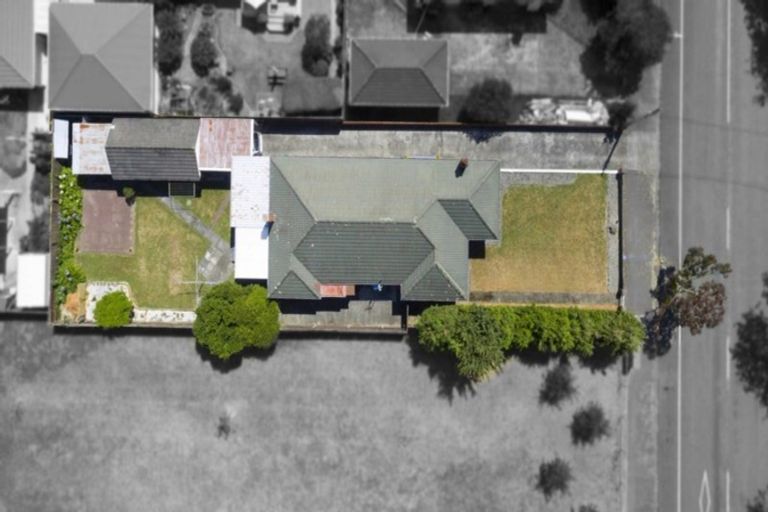 Photo of property in 33 Pine Avenue, Upper Hutt Central, Upper Hutt, 5018